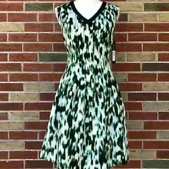 NNT Marc New York V  neck sleeveless pockets stretch black/green print S - Picture 1 of 4